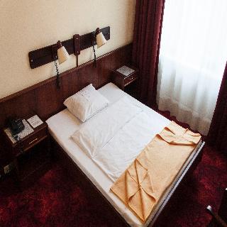 Hotel Fuerstenhof Wien