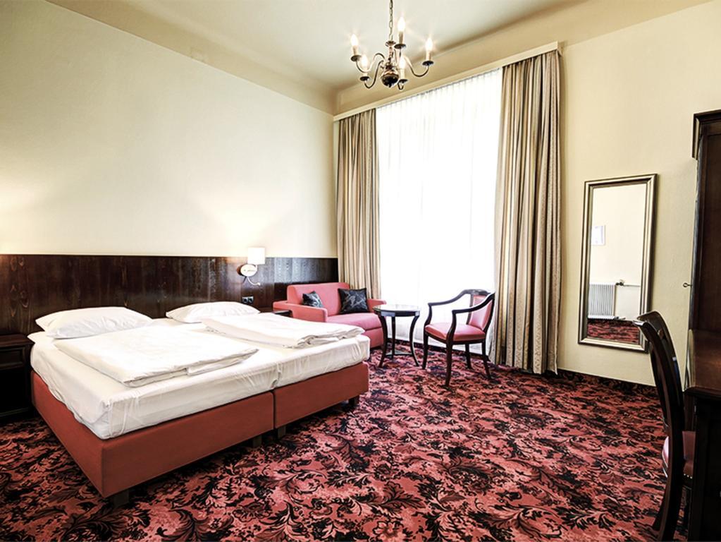 Fuerstenhof 3* Wien