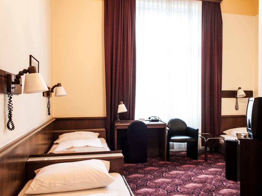 Fuerstenhof Hotel 3*